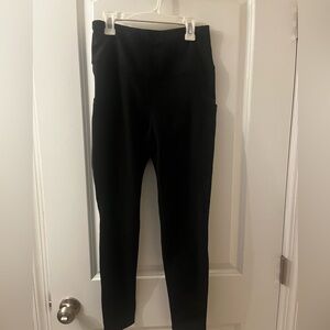 Fleece lined leggings with pockets. Size Small